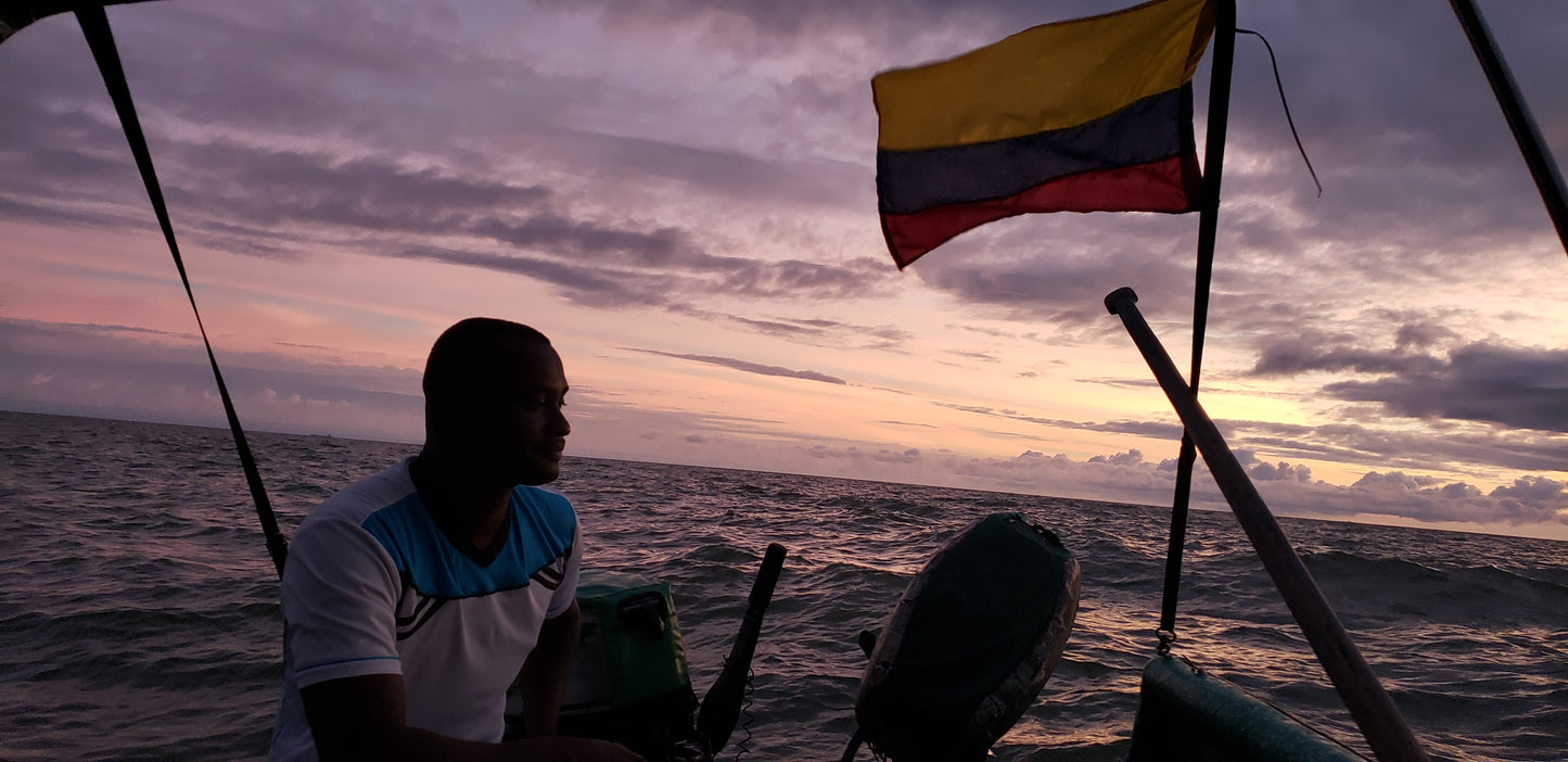 Sunset Tour: Atardecer en medio del Mar Pacifico